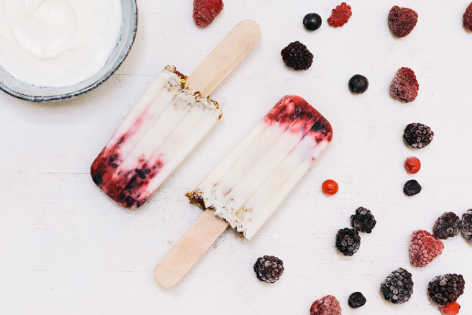 yogurt-popsicle-ice-cream-healthy