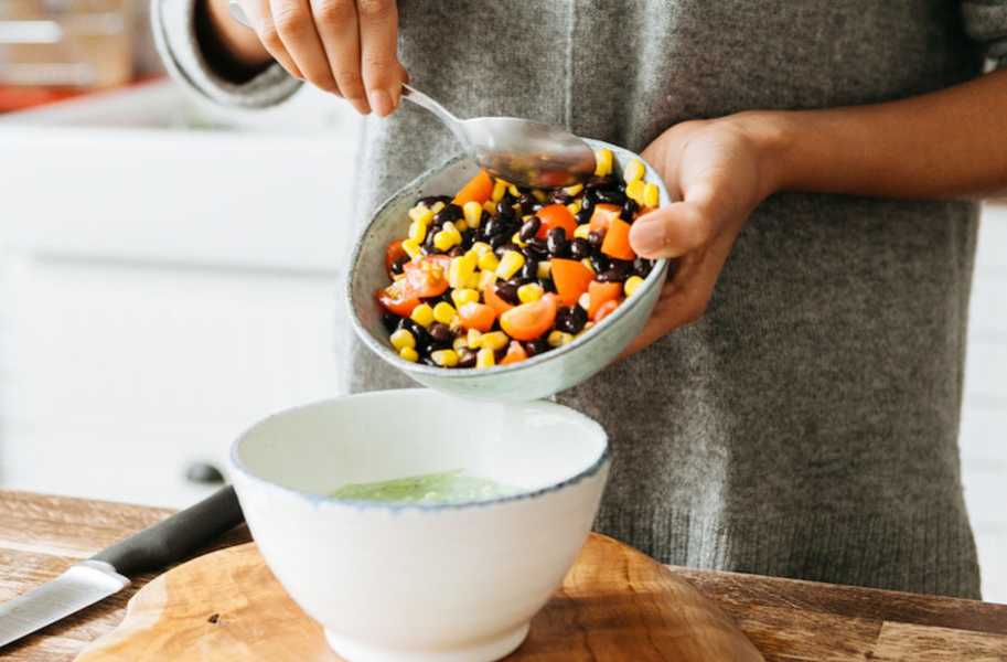 avocado and bean dip 