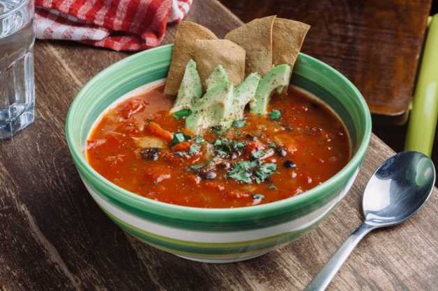 vegan tortilla soup-vegan-recipe-healthy-meal-plan
