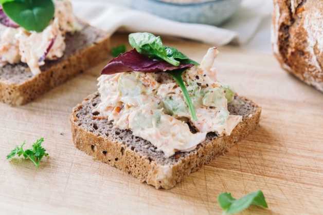 salmon salad sandwich recipe