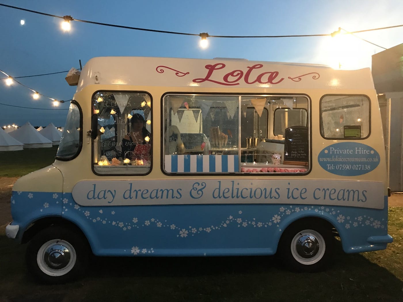 Feast-It-Lola's-Ice-Cream-Catering