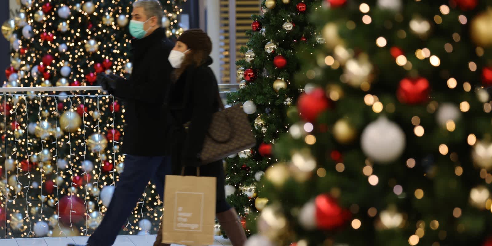 Year-end holidays have traditionally been a time of year for retailers when sales soar. In recent years, that trend has been shifting. Looking to 2020, the pandemic has changed everything. And low consumer confidence, combined with consumer fear of coronavirus, is set to make this year’s holiday shopping period unlike any others.