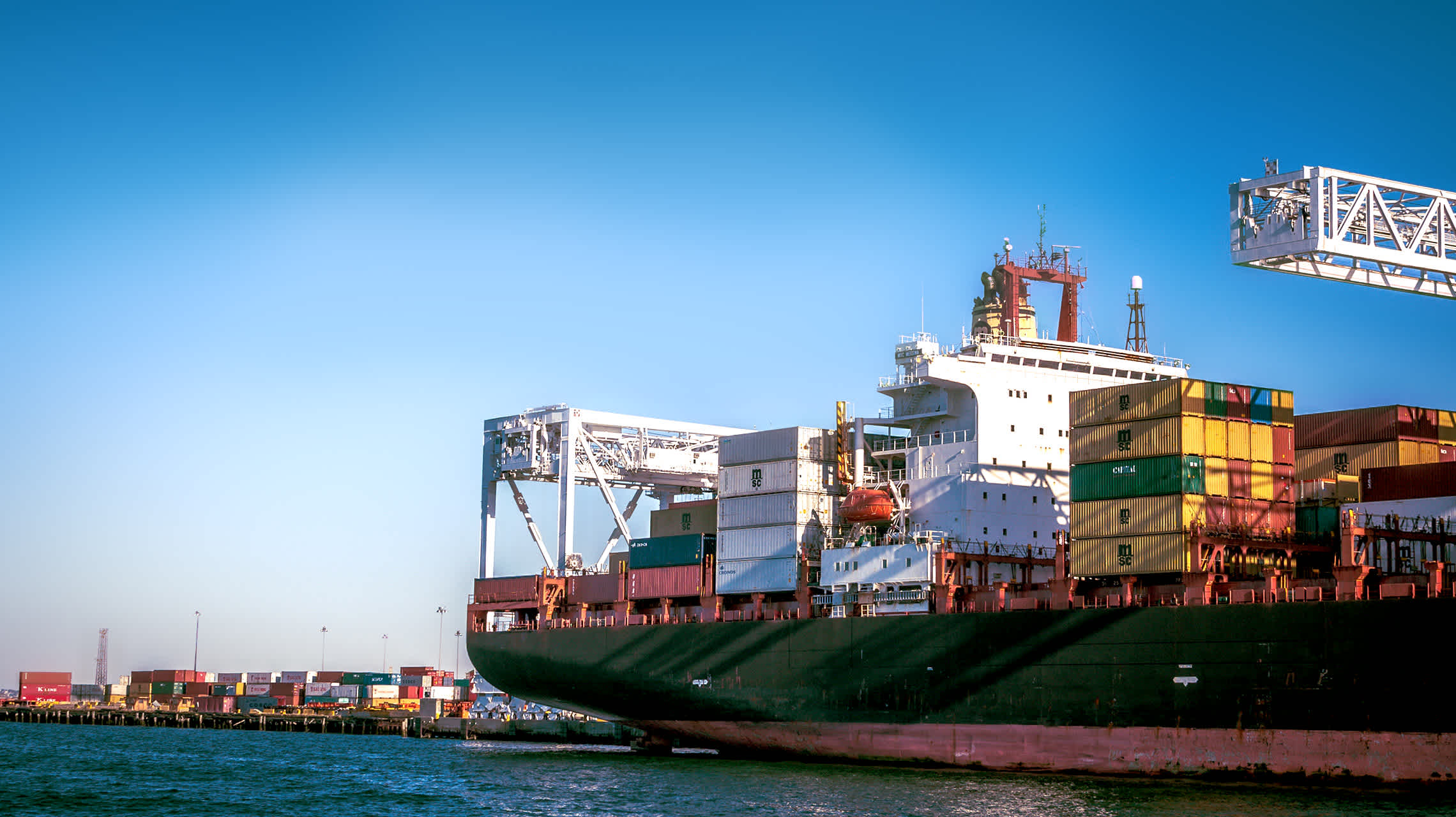 Large Ocean-Shipping @2x