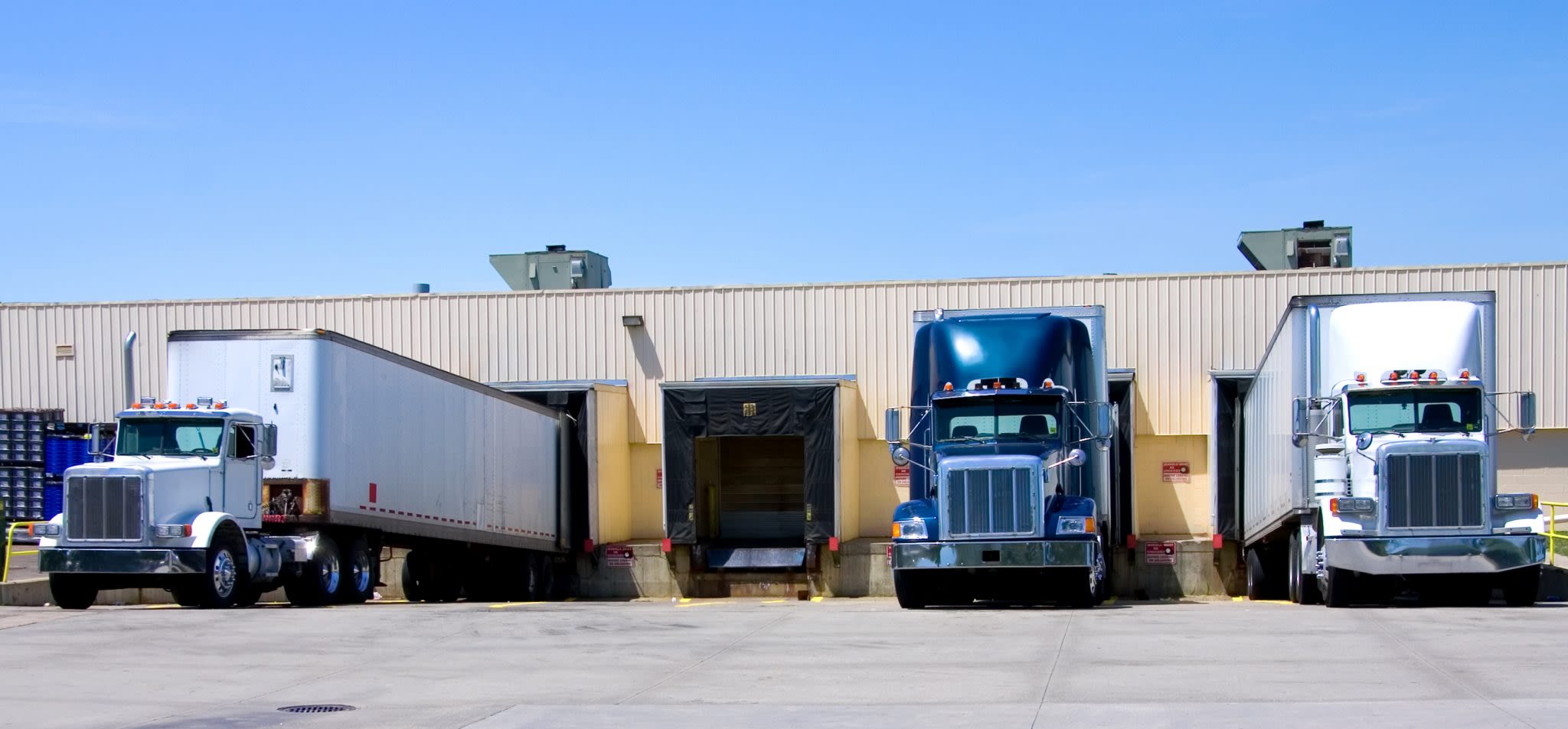 The Newest Nodes in the Flexport Network: Cross-Docking Sites in Hong Kong & Los Angeles