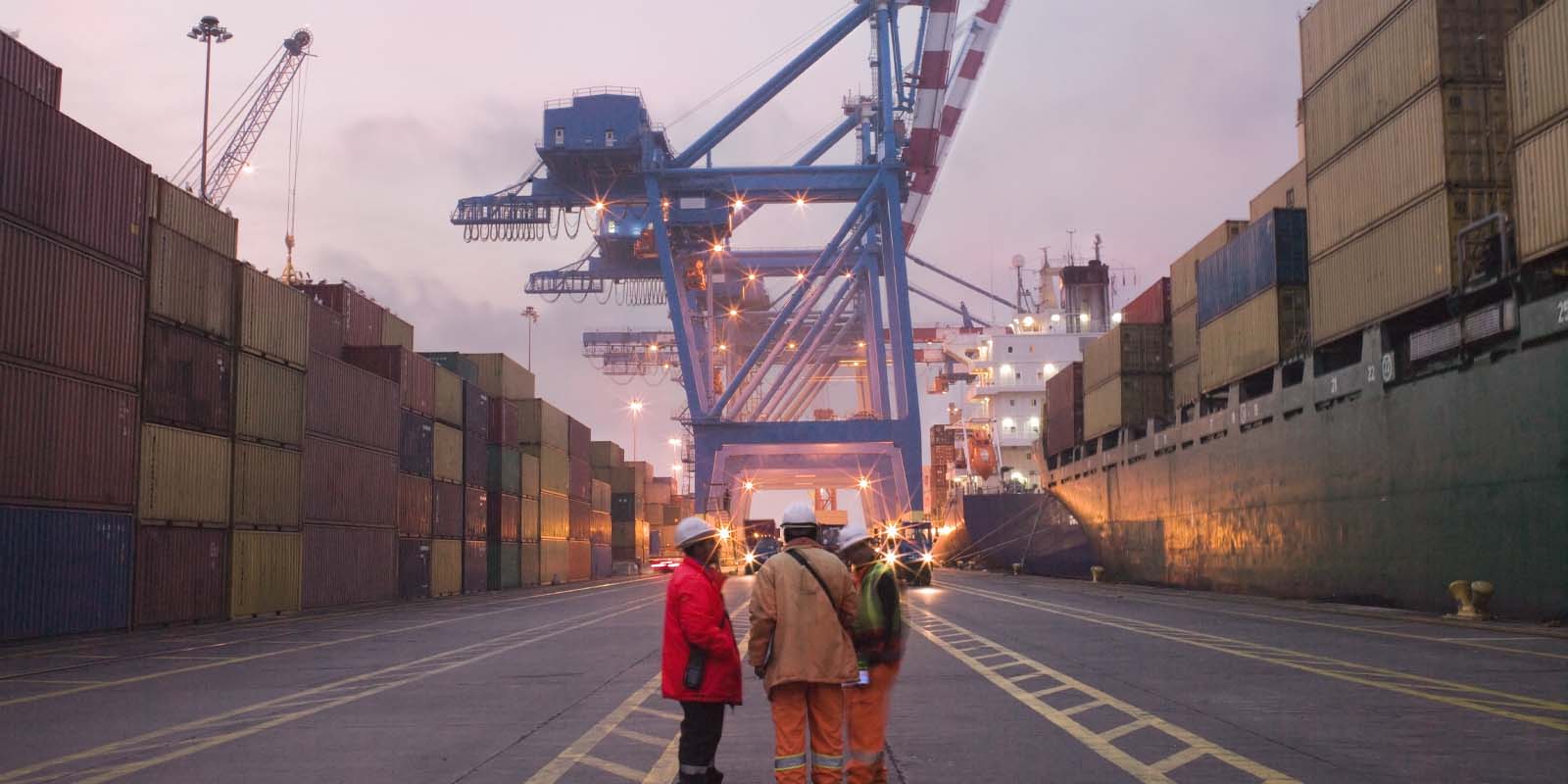 Information-connects-across-the-supply-chain blog 10-21-21