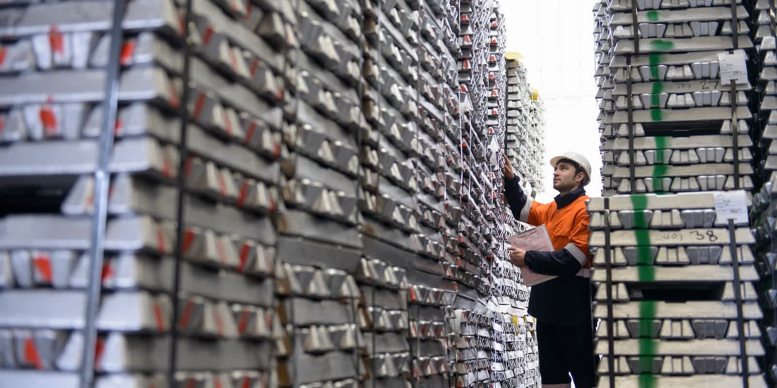 Aluminum alloy billets being audited in a warehouse
