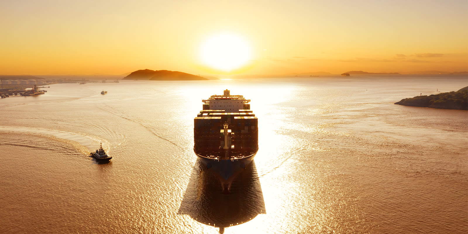 As 2020 draws to a close, there is much speculation regarding how much of the impact of the pandemic and other supply chain disruptions will continue into 2021. Flexport offers five predictions spanning the economy, tariffs, ocean, air, and technology.
