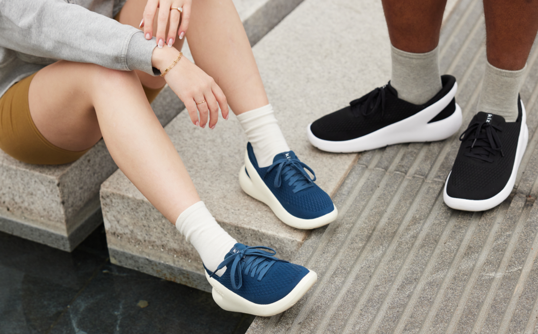 Kizik-x-Deliverr-customer-story-feature-image