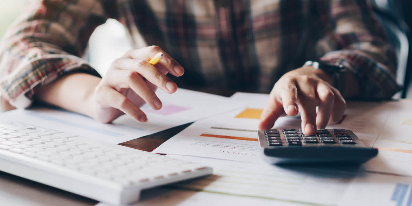 bank-fees-GettyImages-1600x800