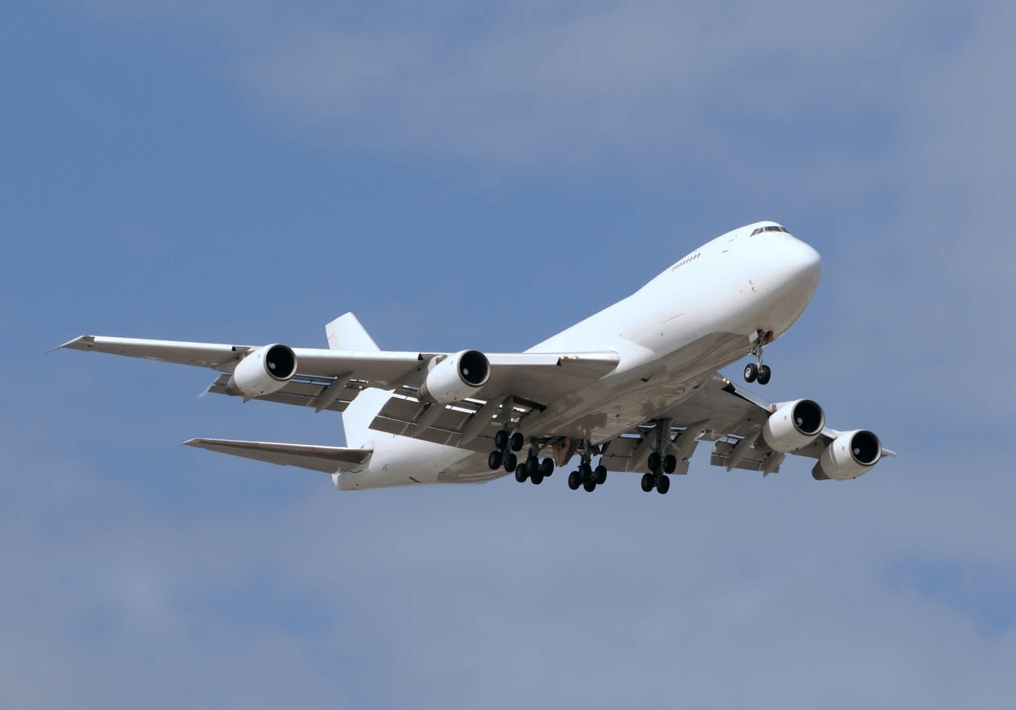 The Cost of Air: Your Guide to Air Freight Rates &amp; How to Reduce Them