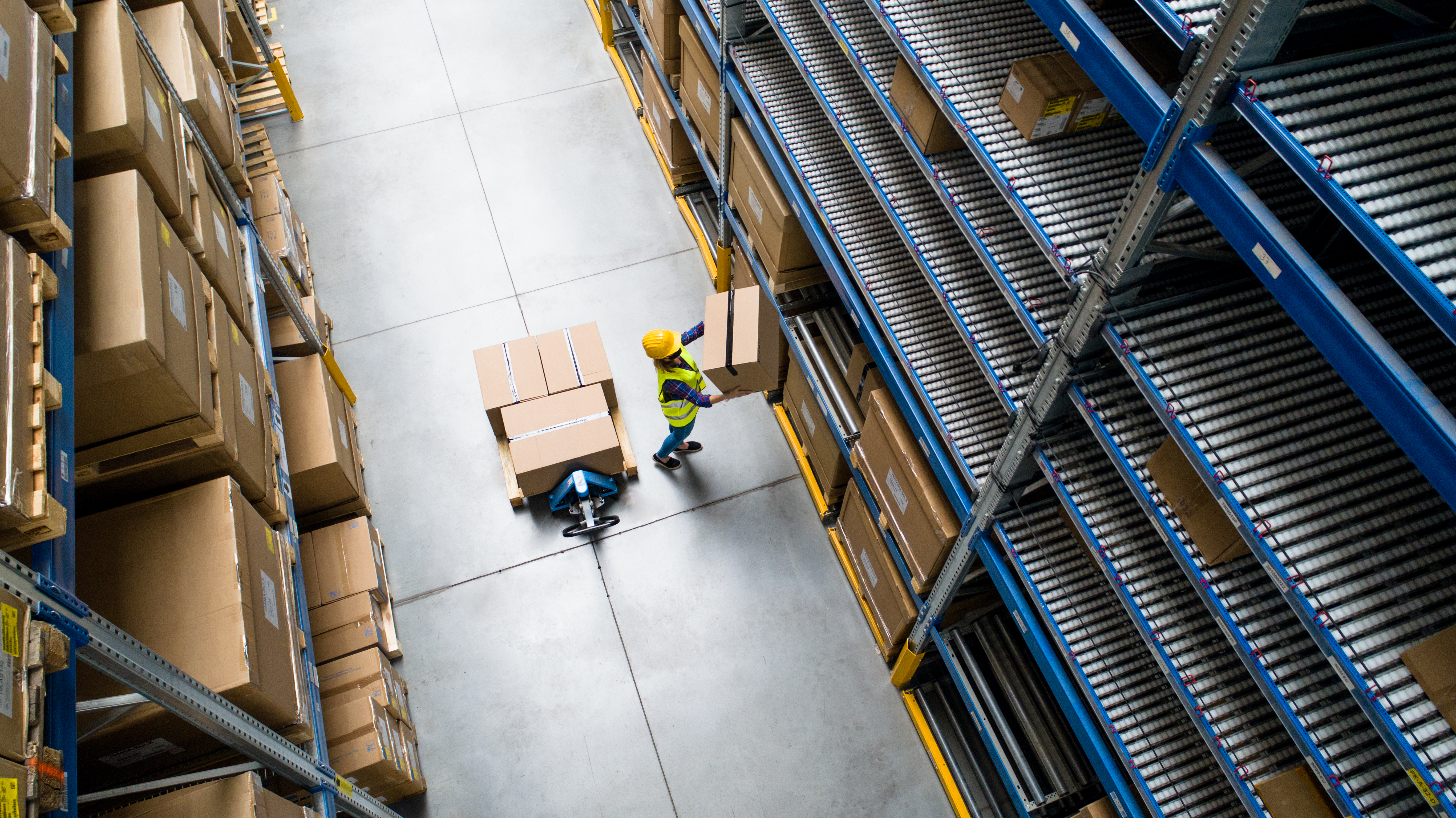 WarehouseGettyImages-1261268430