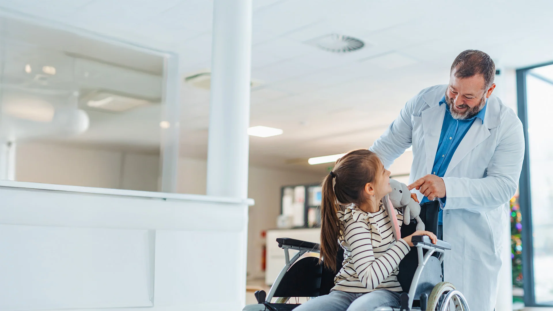 Helping someone with a disability get ready for the dentist
