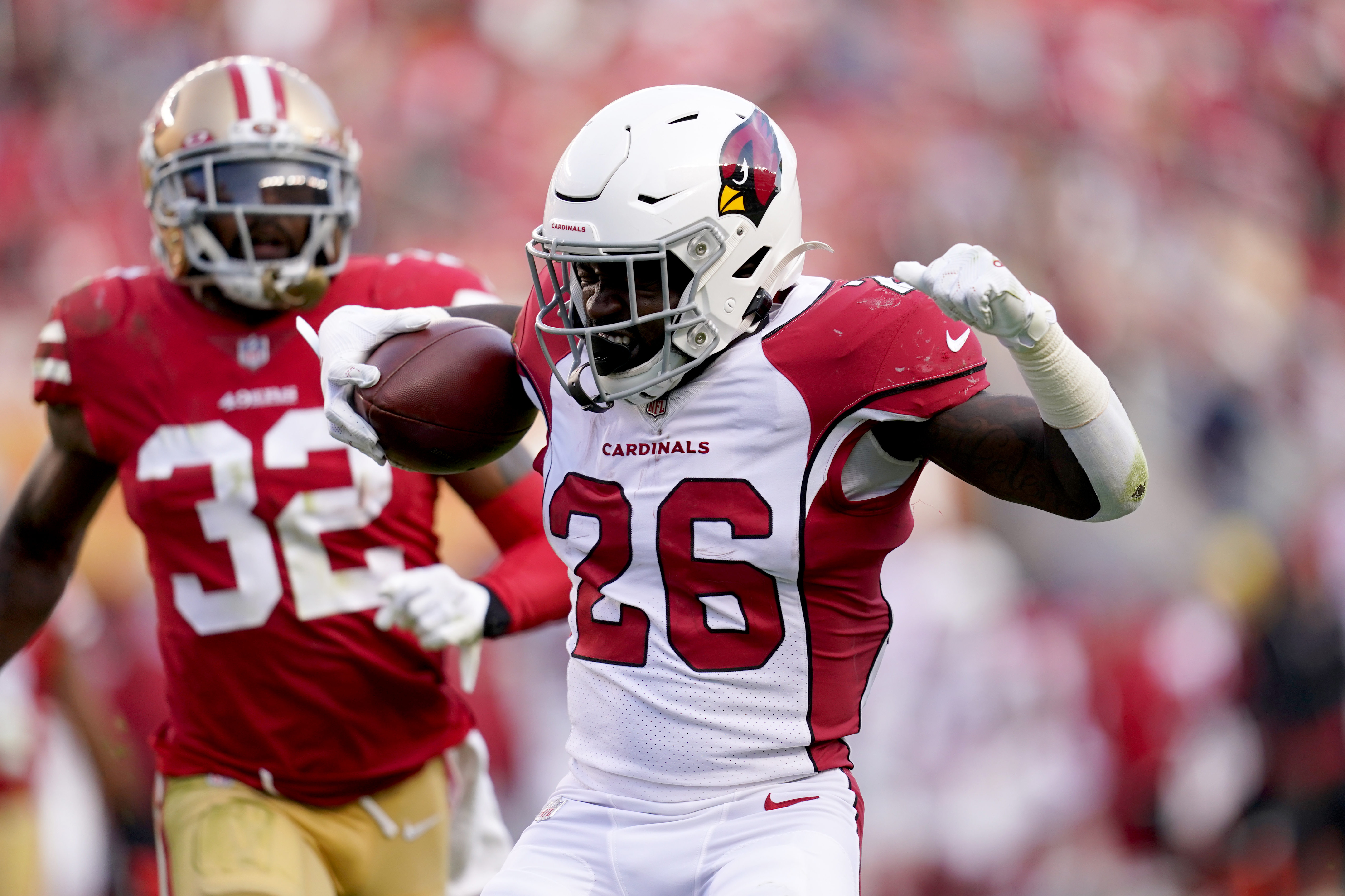 Murray can't orchestrate another comeback for Cardinals vs. Seahawks