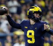 J.J. McCarthy and the Wolverines look to avenge last year's underwhelming showing in the College Football Playoff.
