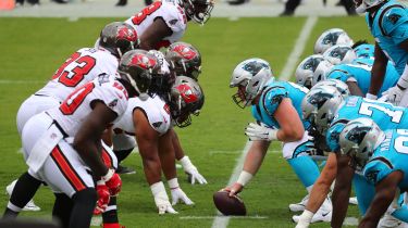Tampa Bay Buccaneers and Carolina Panthers players line up at the line of scrimmage during the first quarter at Raymond James Stadium.