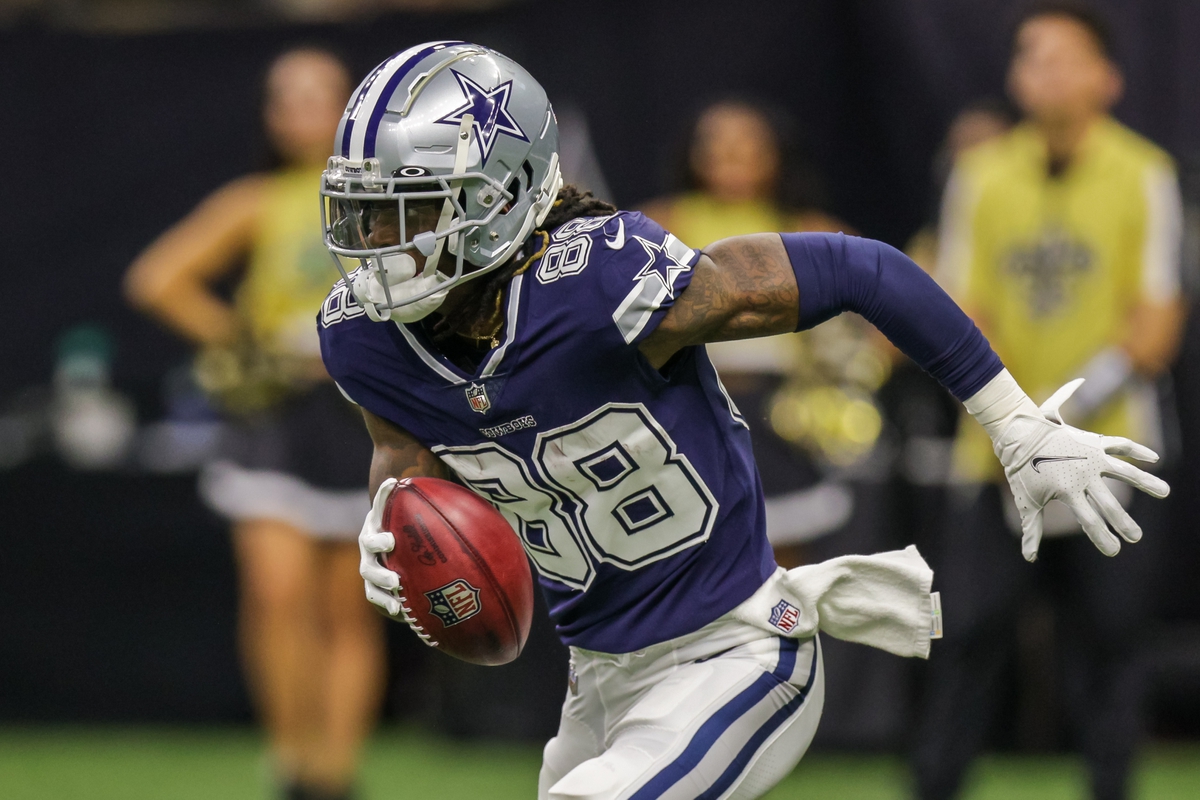 Cowboys game ball: CeeDee Lamb paces passing attack against the