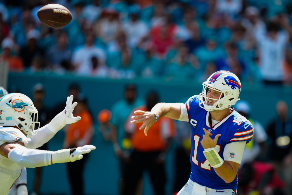 BILLS VS. DOLPHINS - Hard Rock Stadium