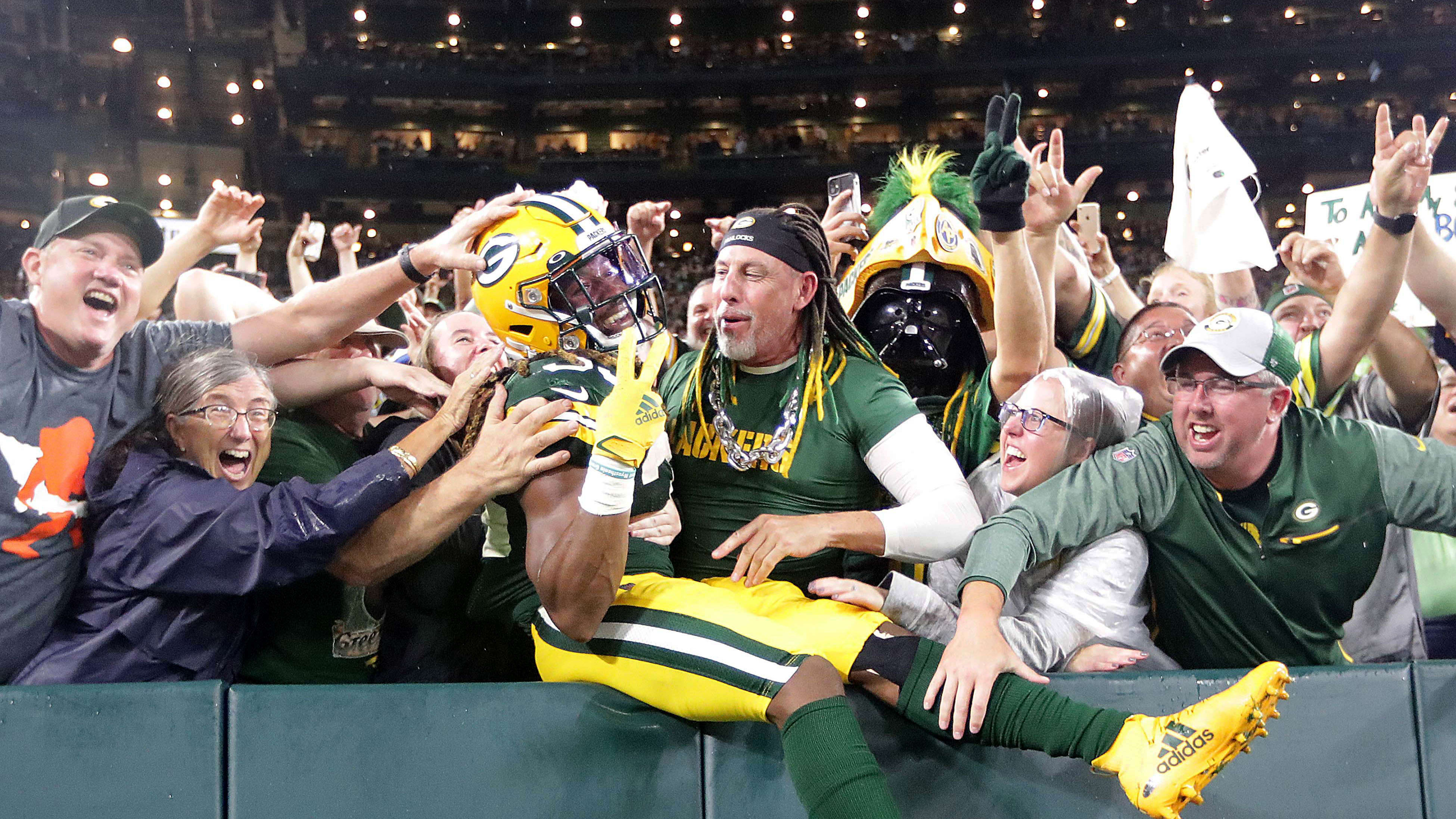 Packers' Aaron Jones Scores TD and Celebrates by Showing Off Logo