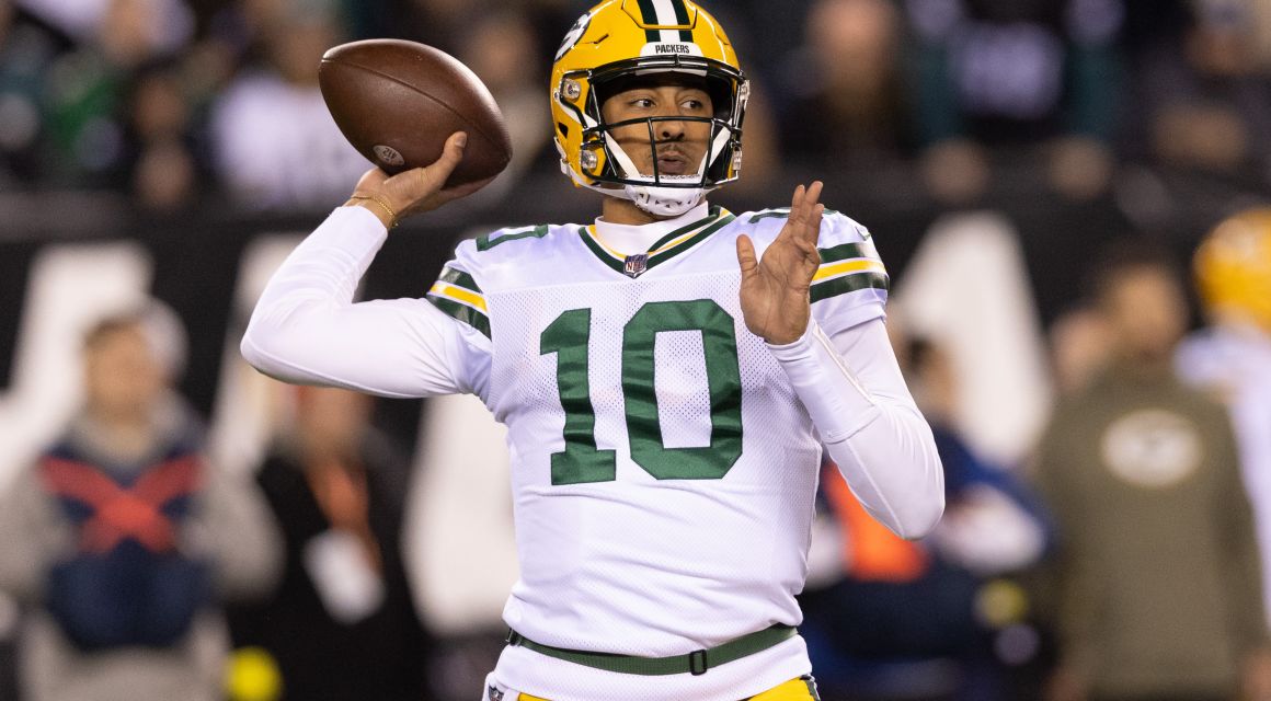 Green Bay Packers quarterback Jordan Love (10) passes the ball against the Philadelphia Eagles during the fourth quarter at Lincoln Financial Field.