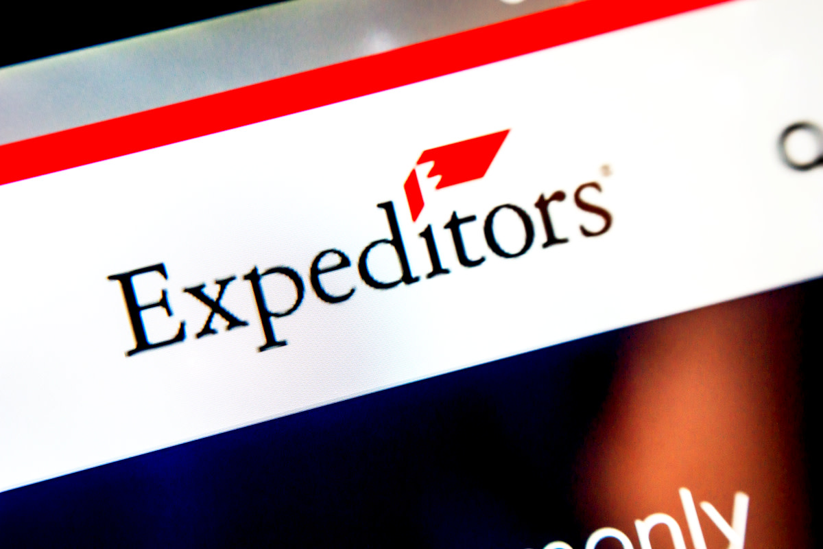 Expeditors International courier website homepage