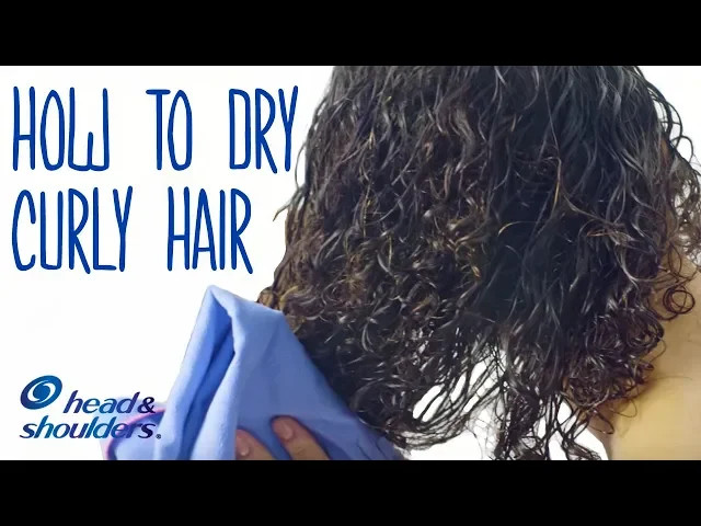 Curly hair what makes it go frizzy Curly hair what makes it go frizzy