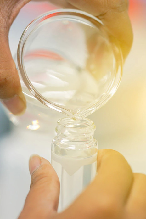 Anti-Dandruff Ingredients: What's the Difference and Which One Should You Use?-image Anti-Dandruff Ingredients: What's the Difference and Which One Should You Use?-image