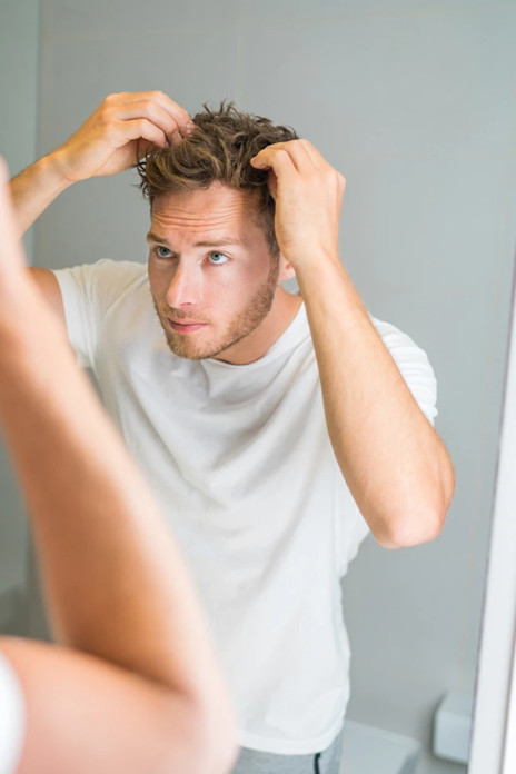 Dandruff and Oily Scalp: Understanding the Connection-image Dandruff and Oily Scalp: Understanding the Connection-image