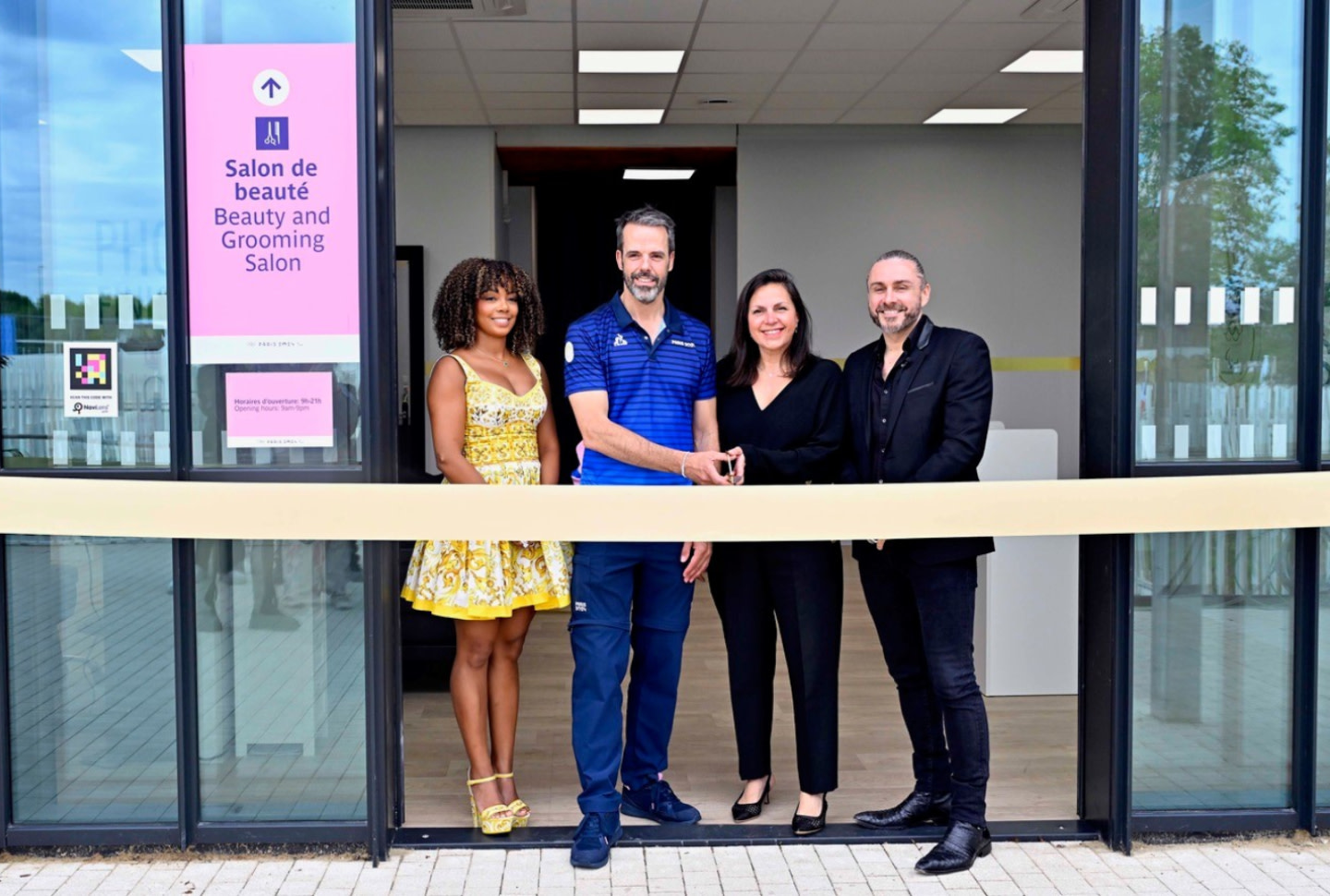Opening of the Beauty & Grooming Salon, pictured from left to right: Monique Rodriquez, Laurent Michaud, Béatrice Dupuy, Raphaël Perrier. Opening of the Beauty & Grooming Salon, pictured from left to right: Monique Rodriquez, Laurent Michaud, Béatrice Dupuy, Raphaël Perrier.
