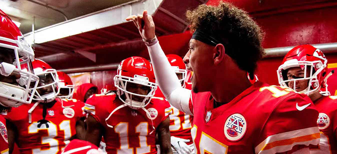 The Story Behind Patrick Mahomes Iconic Hairstyle AKA 'The Mahomes' -  EssentiallySports
