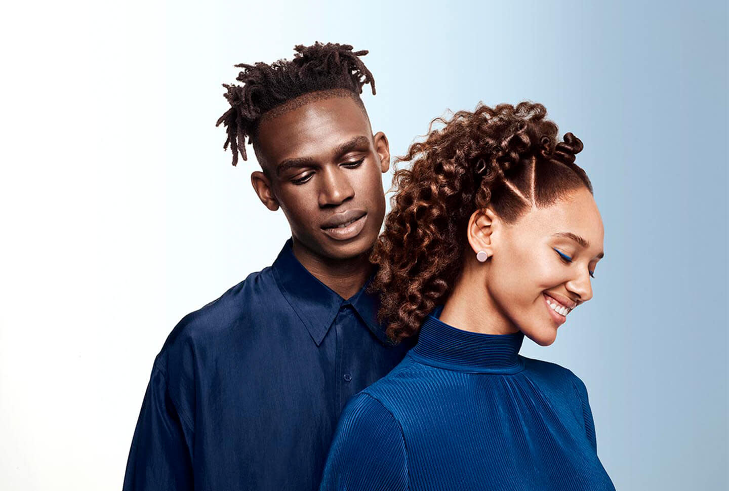 AVOIDING BUILD-UP ON COILED HAIR AVOIDING BUILD-UP ON COILED HAIR