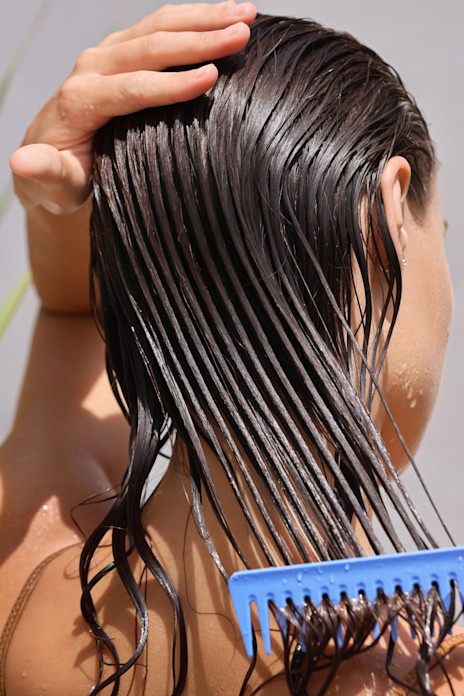 Meet the 9 Ingredients Inside the New BARE Dandruff Shampoo-image Meet the 9 Ingredients Inside the New BARE Dandruff Shampoo-image