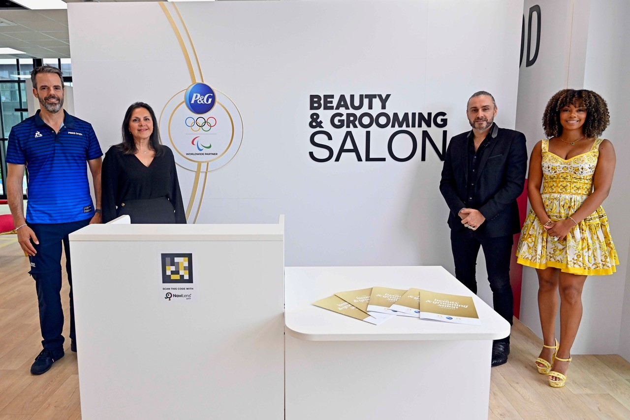 Opening of the Beauty & Grooming Salon, pictured from left to right: Laurent Michaud, Béatrice Dupuy, Raphaël Perrier, Monique Rodriquez.
