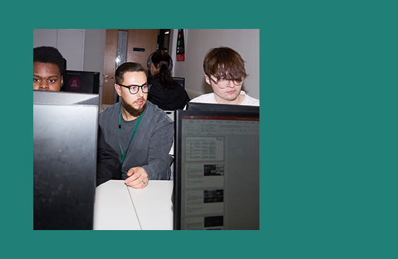 Tile - Search for a job training others