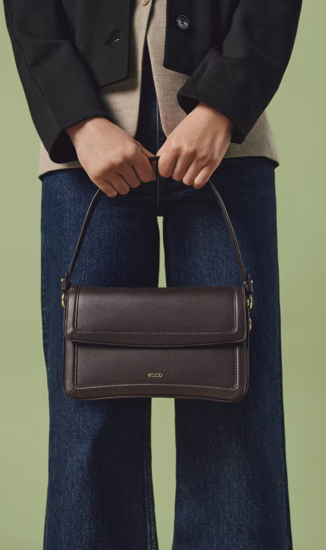 plp-small-640x1080-bags-aw26-910846290717 PinchBag
