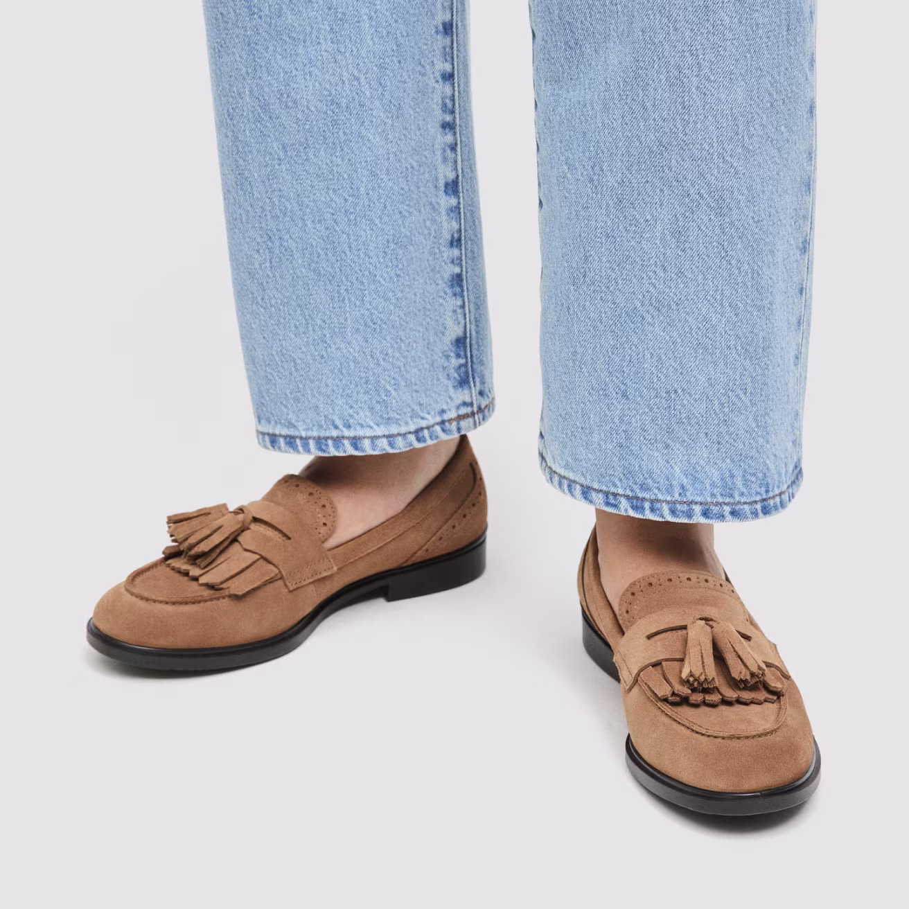 homepage-feature-SS26-1312x1312-tan-brown-20986305034 DressClassic15