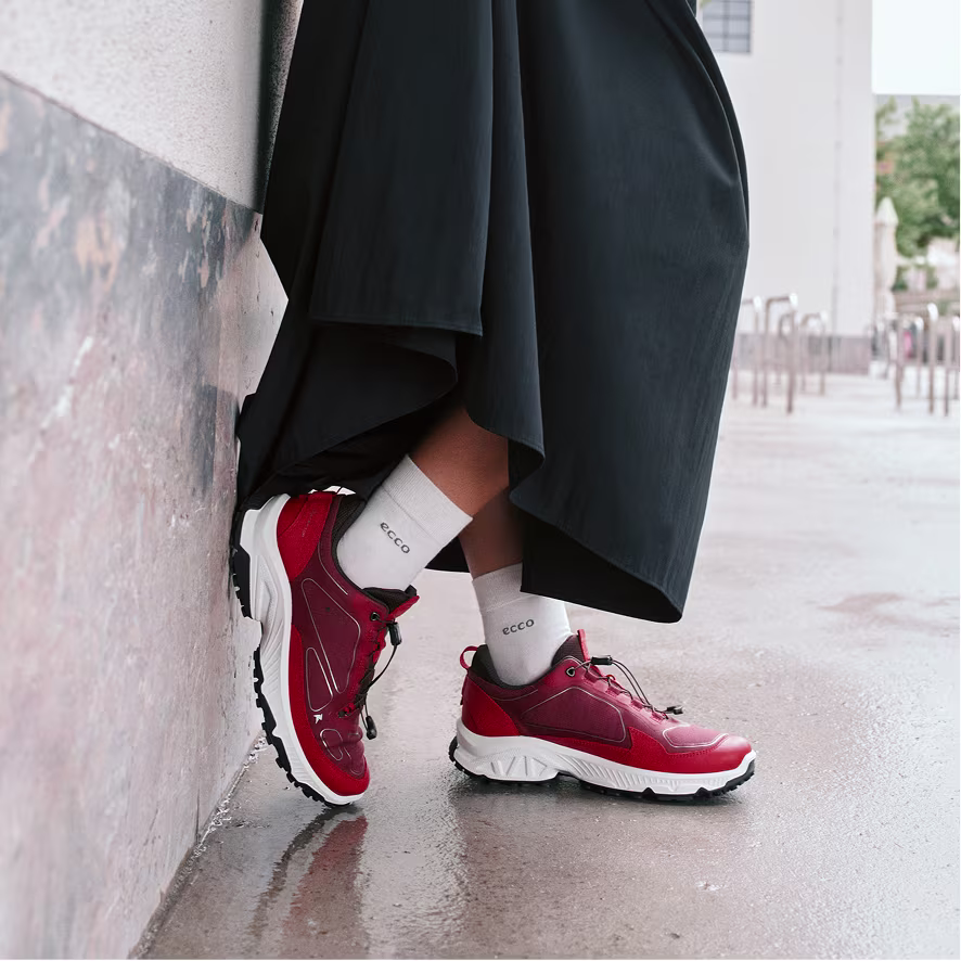 Step out in weather-ready style with these red GORE-TEX outdoor shoes, blending rich Danish design and signature all-day comfort.
