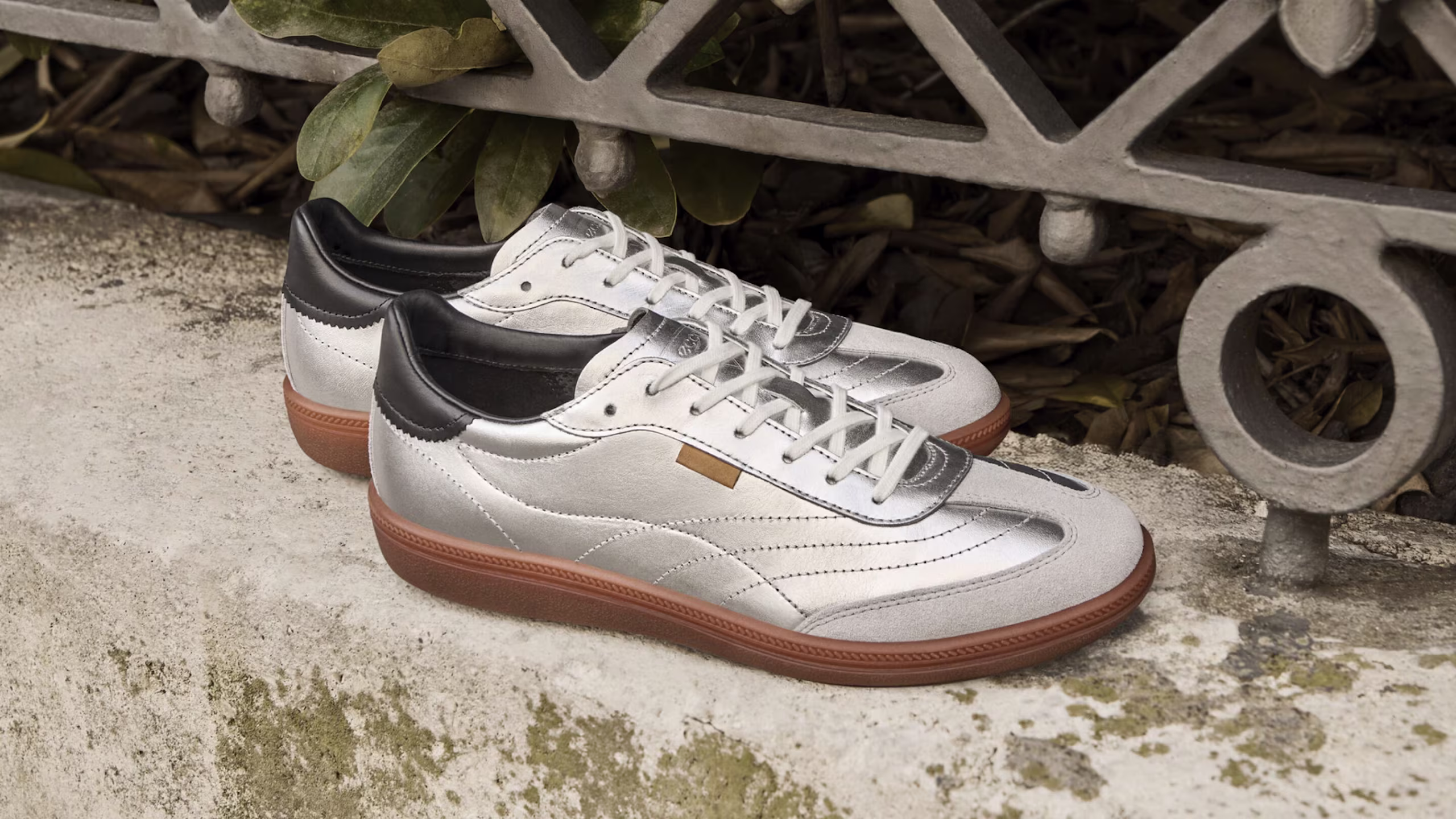 hero metallics-desktop