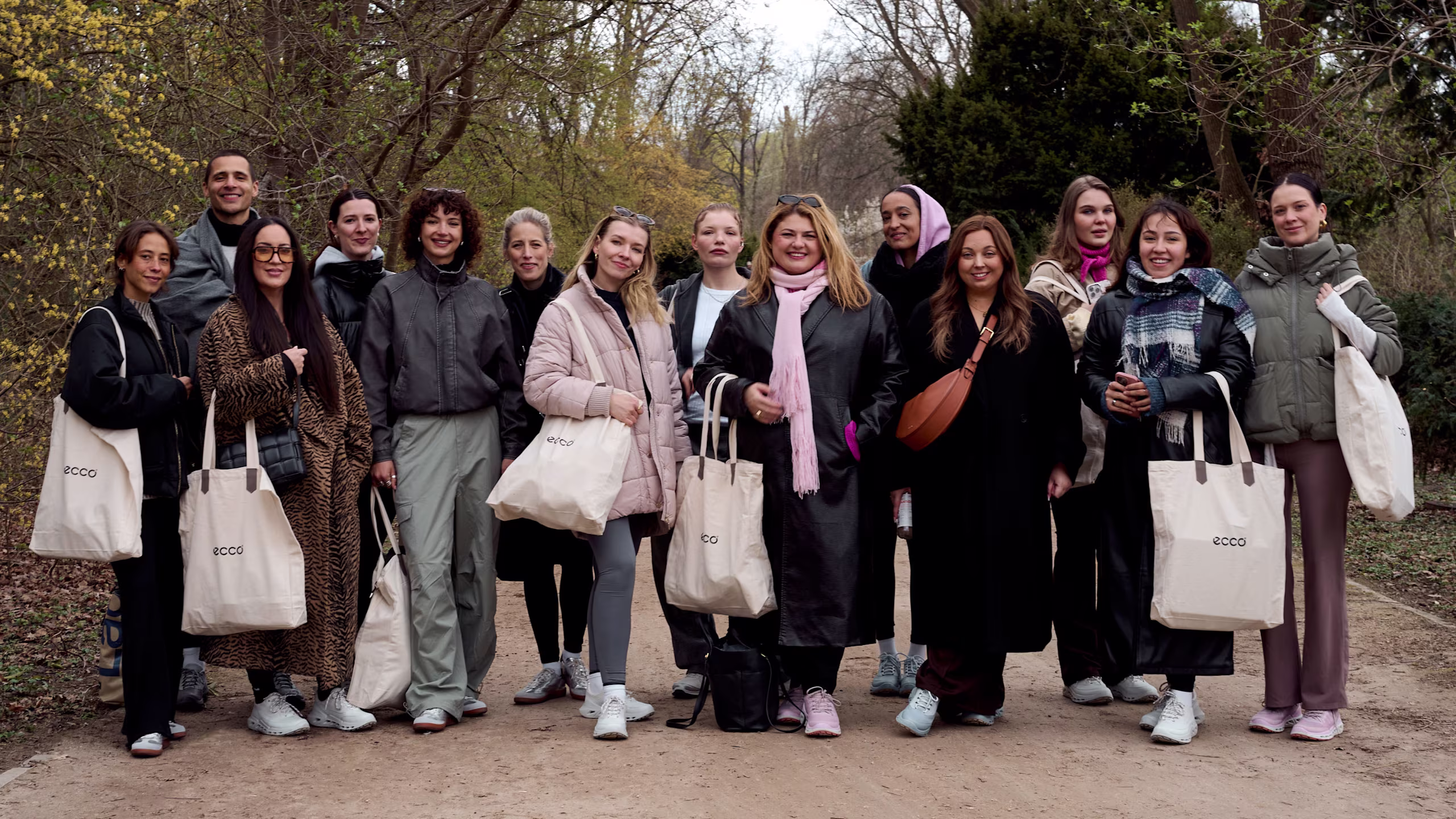 homepage-baner-desktop-SS26-2880x1620-ECCO-walks-DE-b1b