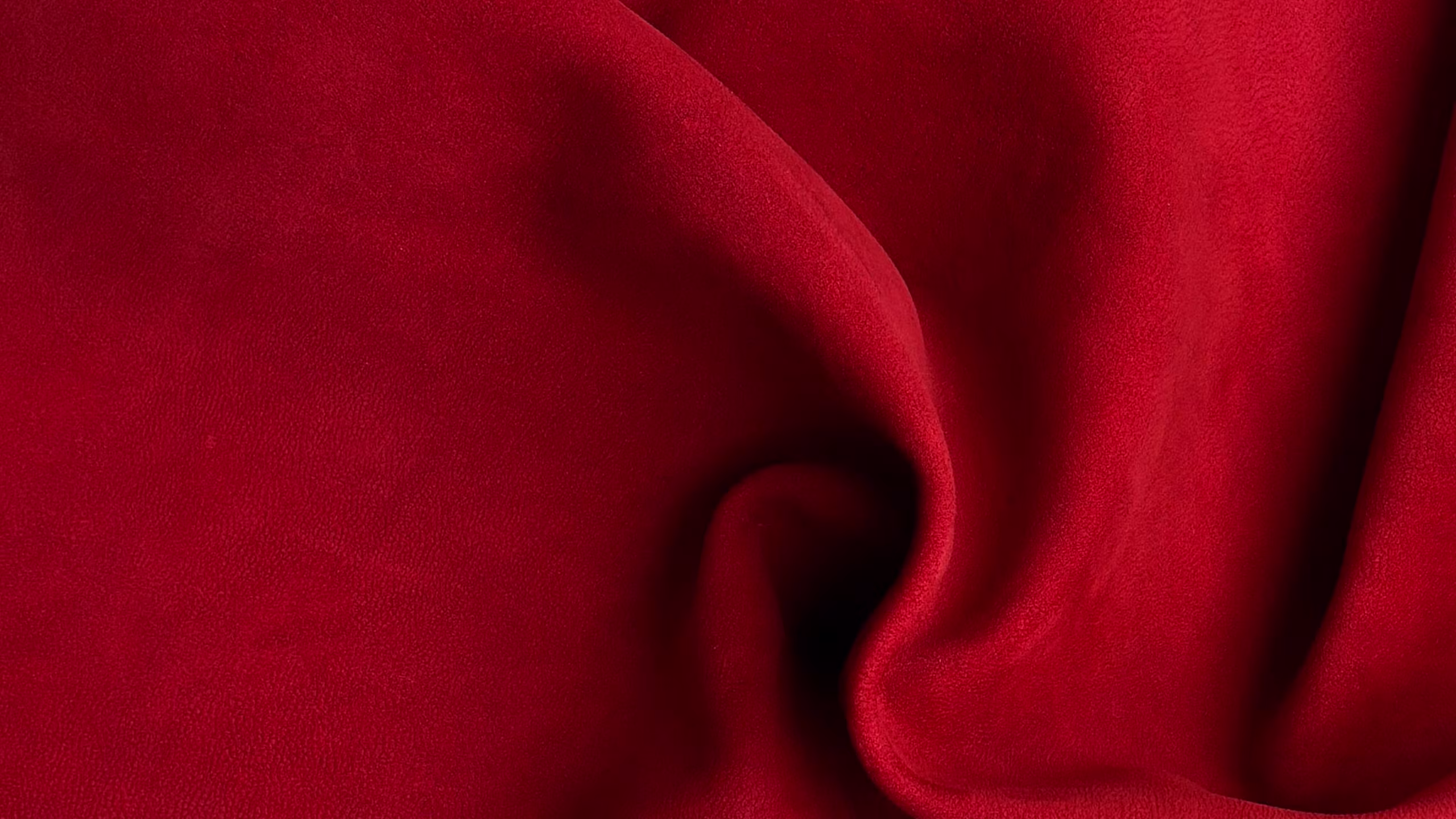 homepage-hero-1440x810-SS26-Eoss-Phase1-40-