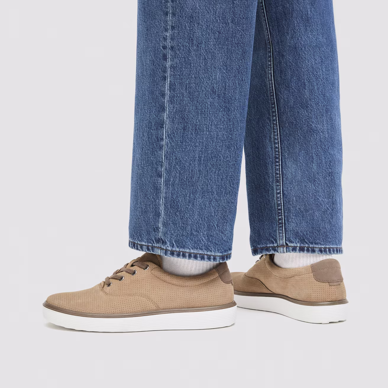 homepage-feature-SS26-1312x1312-soft-52550461565_Soft60