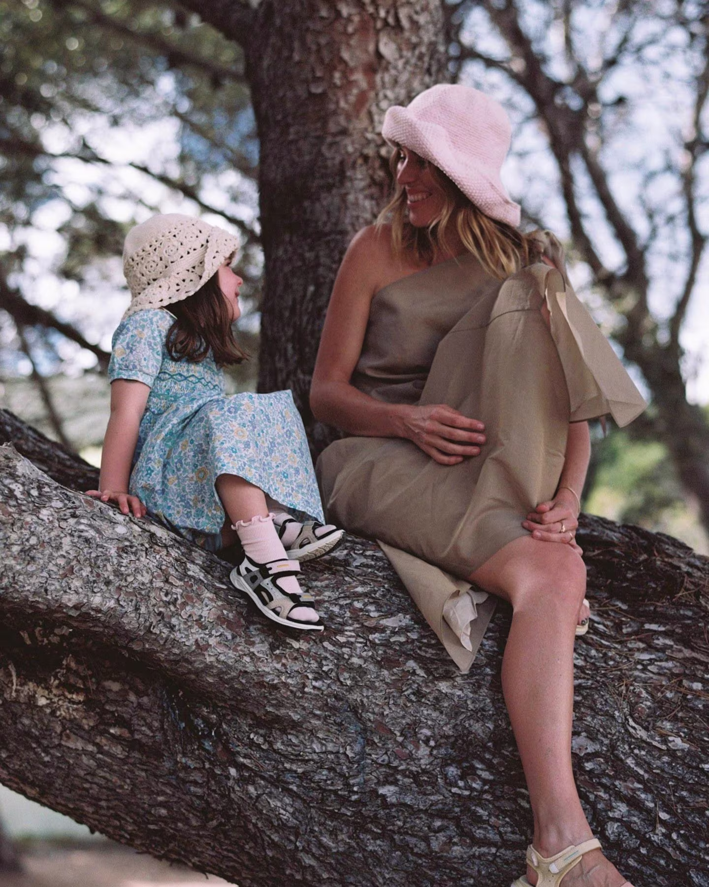 Meet the ECCO sandal for kids