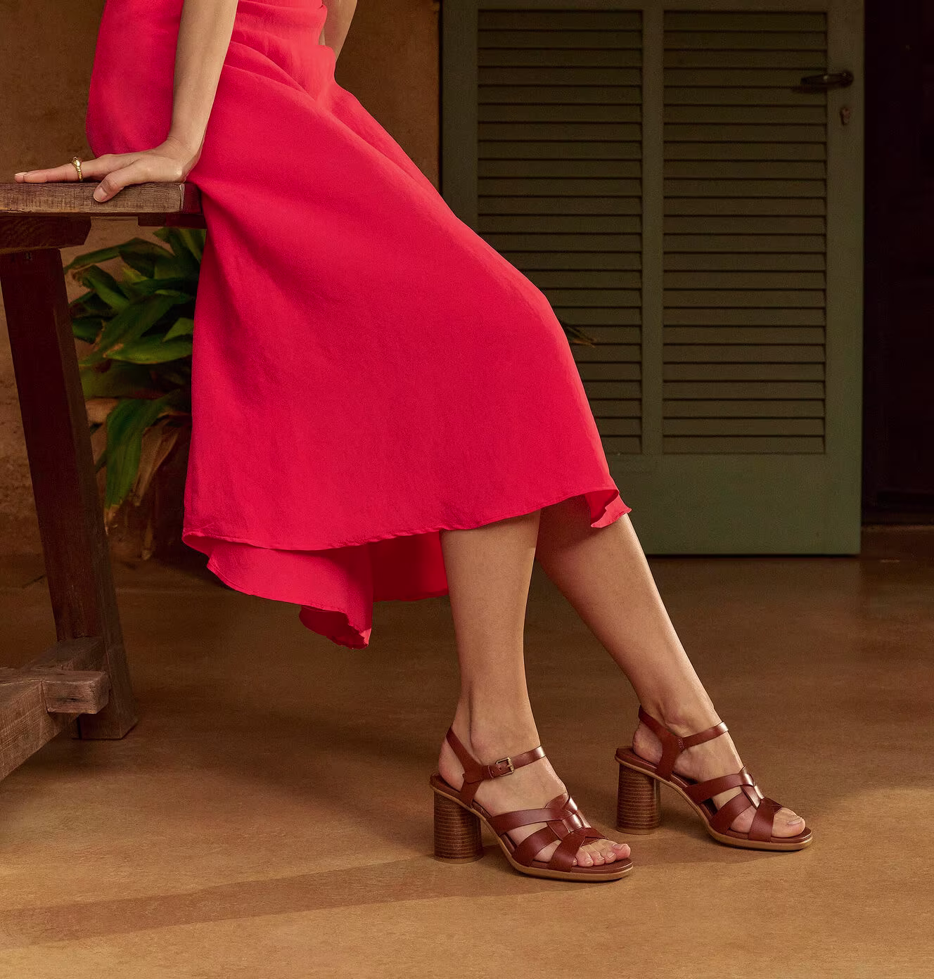 b1-pdp-ss26-summerformal-women-1.2desktop-23336301014