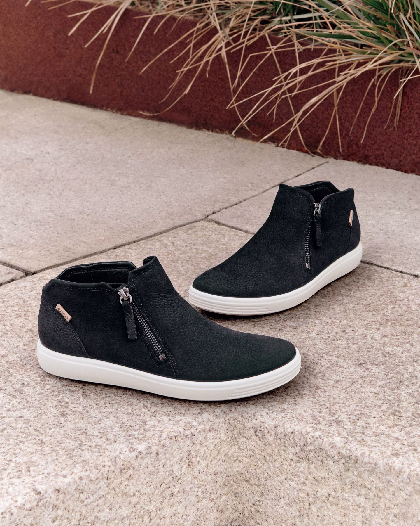 b2.2-pdp-aw25-activelifestyle-43024302001