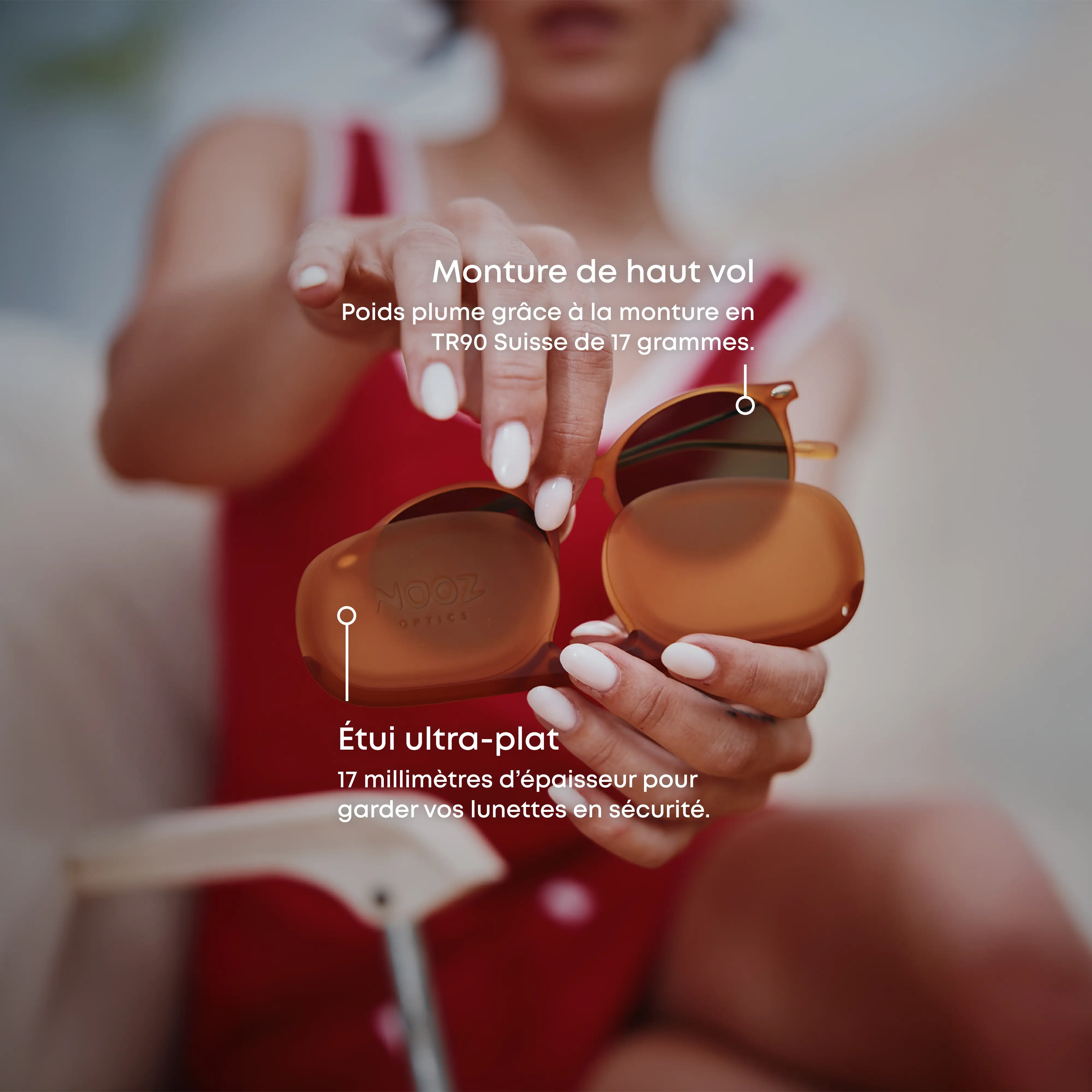 Une paire de Doni Noir Lunettes de lecture solaires