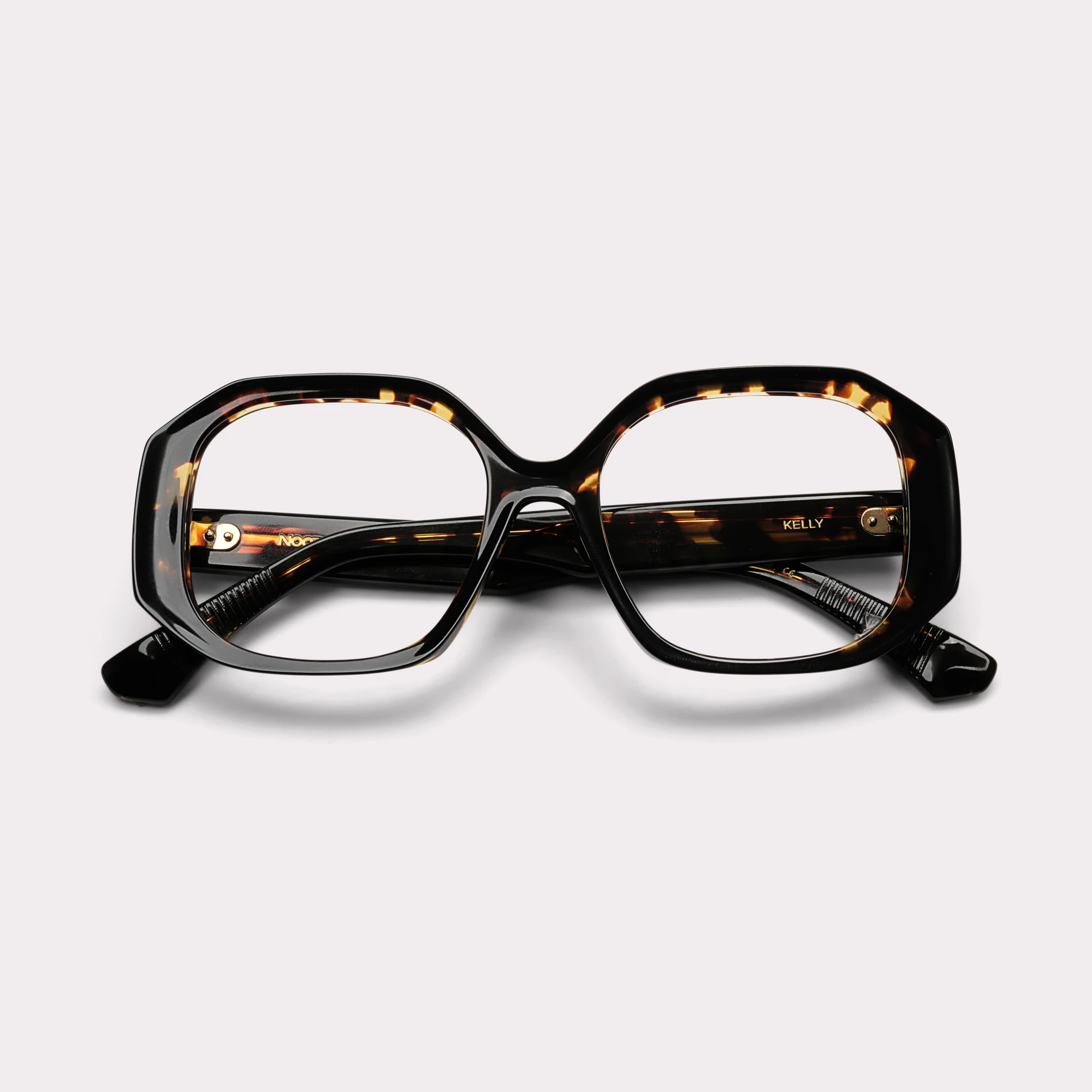 Ein Paar Kelly Dunkles Tortoise Korrekturbrille , zusammengeklappt