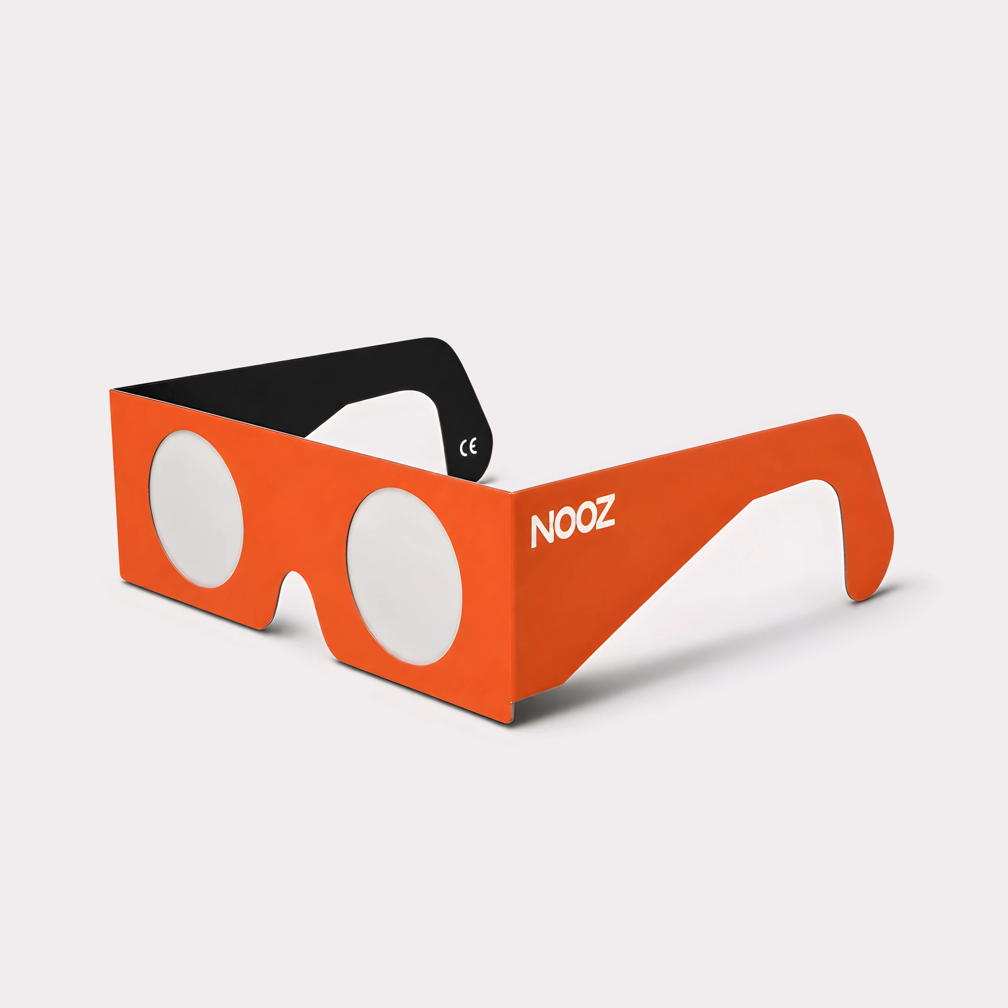 Een par Eclipz Terracotta Accessoires van opzij gezien