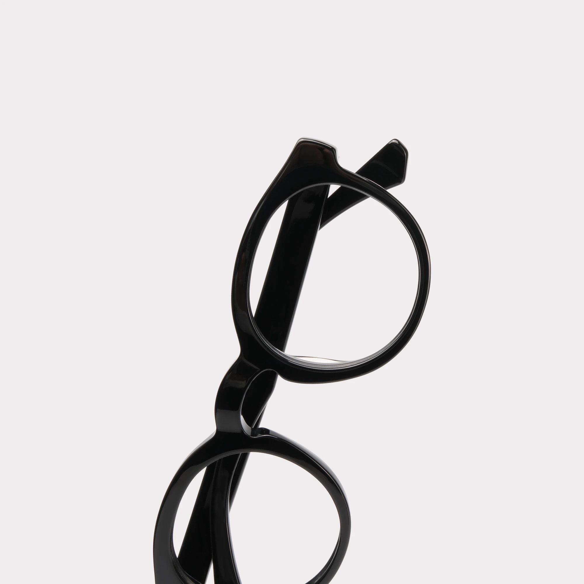 A pair of Robben Black Reading glasses in a macro view