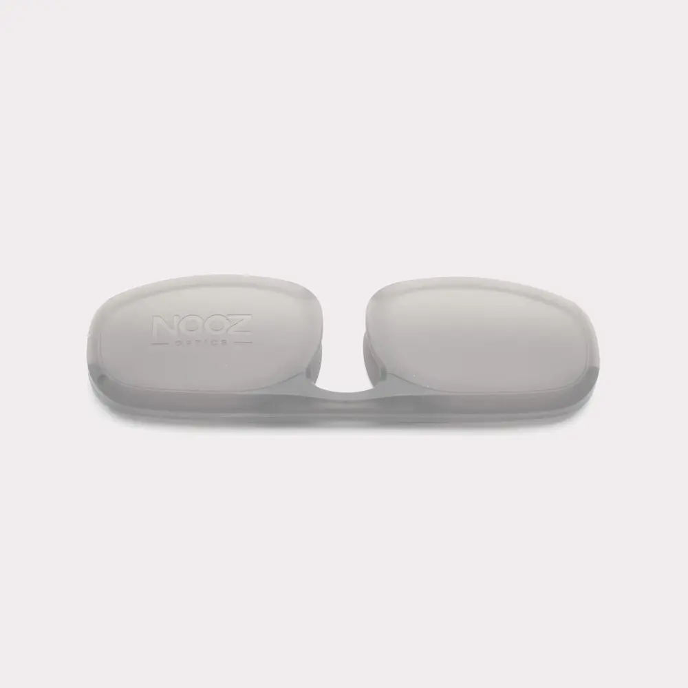 Image for SKU ESS-CASE-MILO-BLA