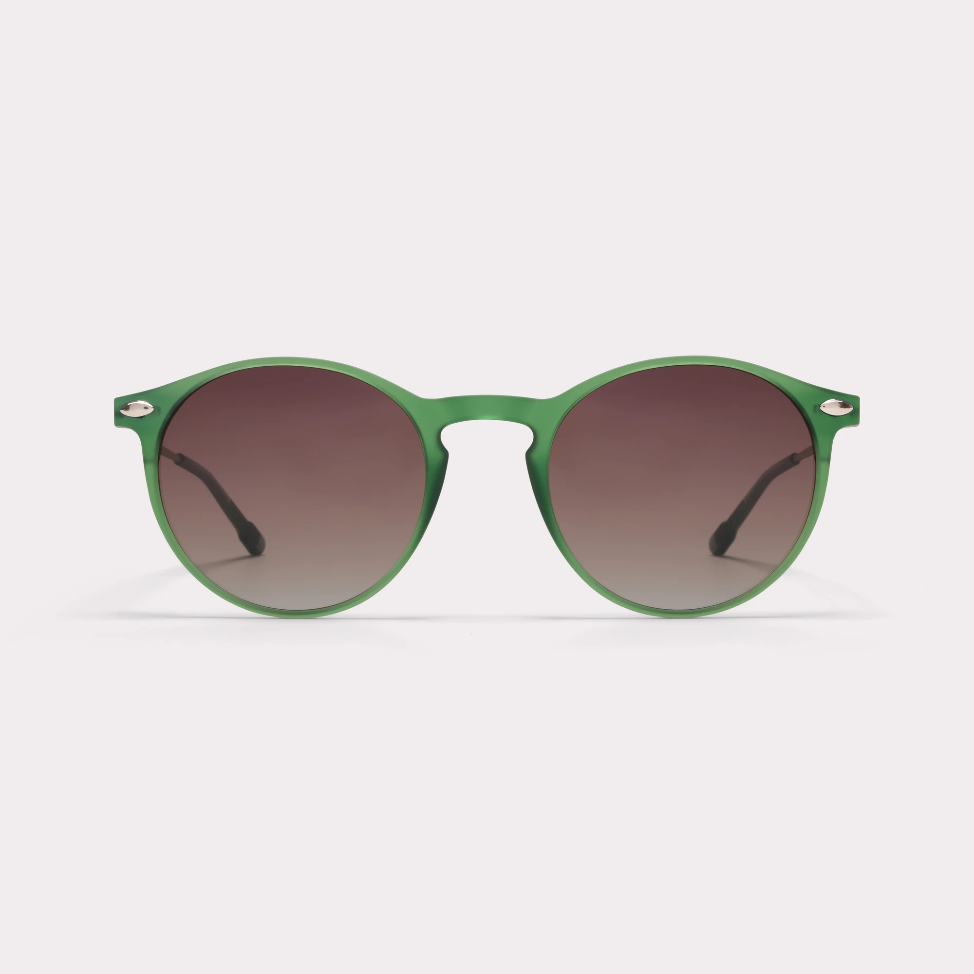 ESS-SUN-CRU-GOLFGREEN-FACE.webp