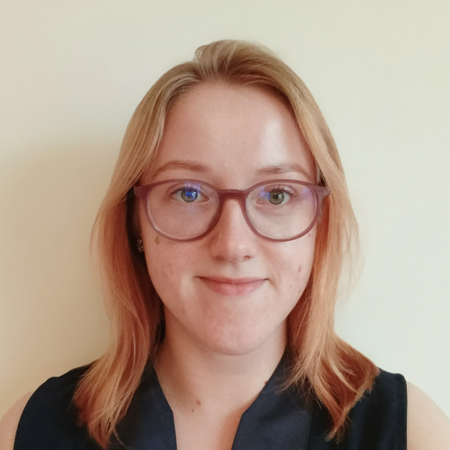 Julia Gosniak avatar